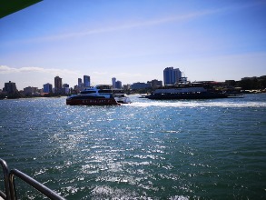 Dar es-Salaam, Ferry